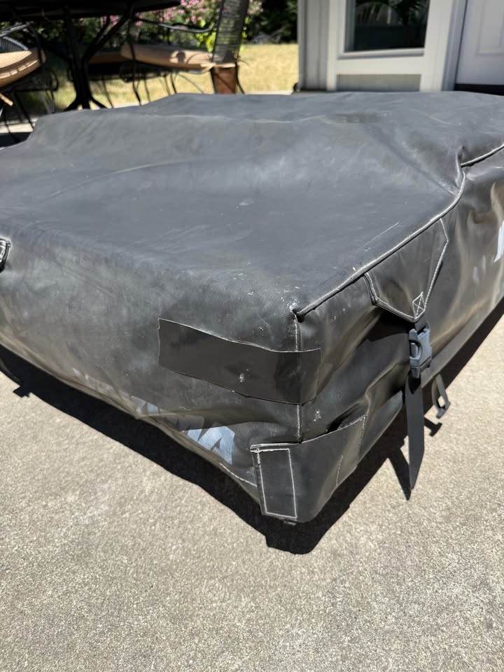 Yakima SkyRise 2-Person Rooftop Tent | Complete Setup | Lights & Gear Storage in Fair Oaks, CA (photo 10) — photo 10