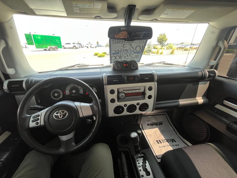 2010 Toyota FJ Cruiser in Twin Falls, ID (photo 11) — photo 11