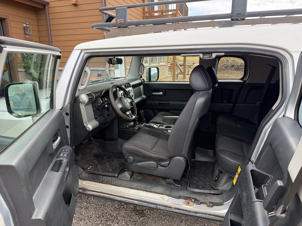 2007 Toyota FJ Cruiser · Sport Utility 2D in Silverthorne, CO (photo 4) — photo 4