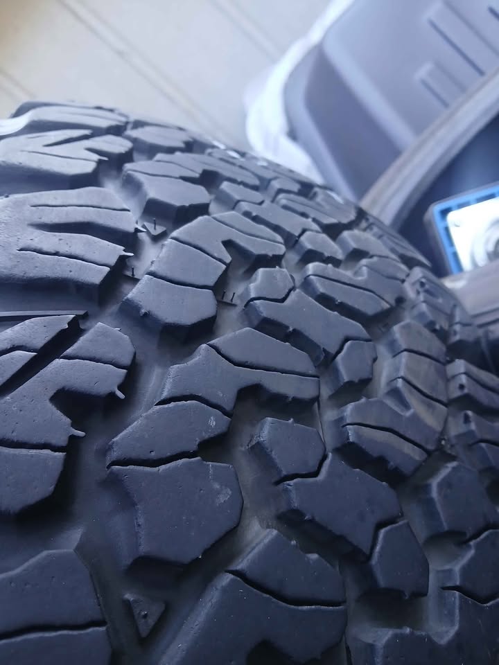 BFGoodrich All-Terrain T/A KO2 Tire 31x10.50R15LT in Portland, OR (photo 5) — photo 5