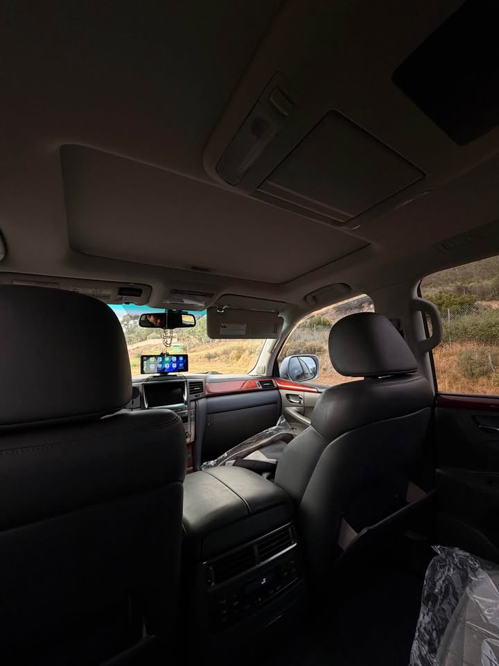 2009 Lexus LX · LX 570 Sport Utility 4D in Poway, CA (photo 9) — photo 9