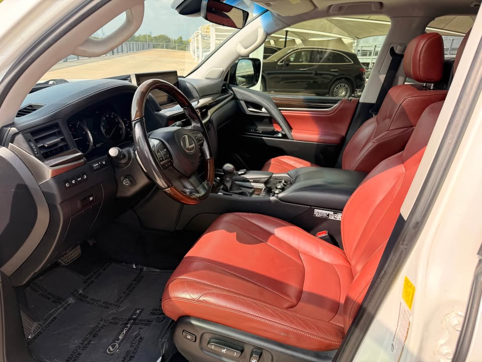 2016 Lexus LX · LX 570 Sport Utility 4D in Austin, TX (photo 8)