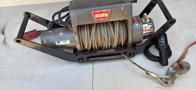 Warn XD9000 Winch with Hitch Mount in Camino, CA (photo 1)
