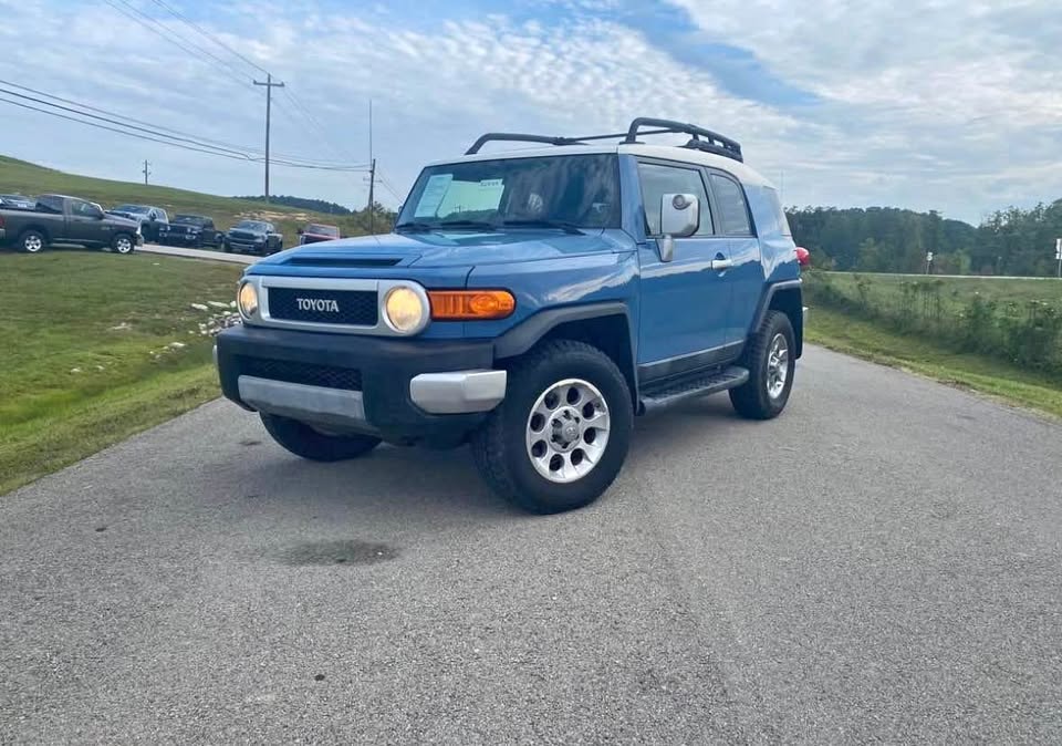 2011 Toyota FJ Cruiser · Sport Utility 2D in Morehead, KY (photo 1)