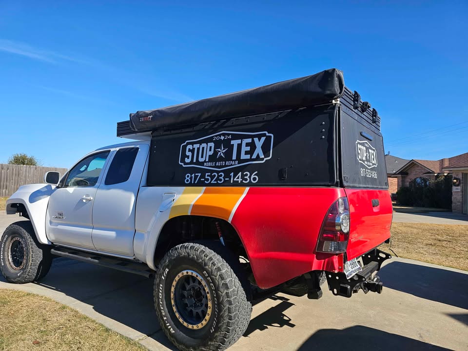 Gfc style wedge camper for tacoma in Weatherford, TX (photo 9) — photo 9