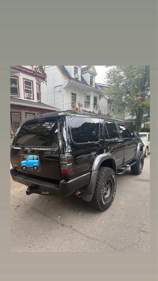 1998 Toyota 4Runner · Limited Sport Utility 4D — photo 3