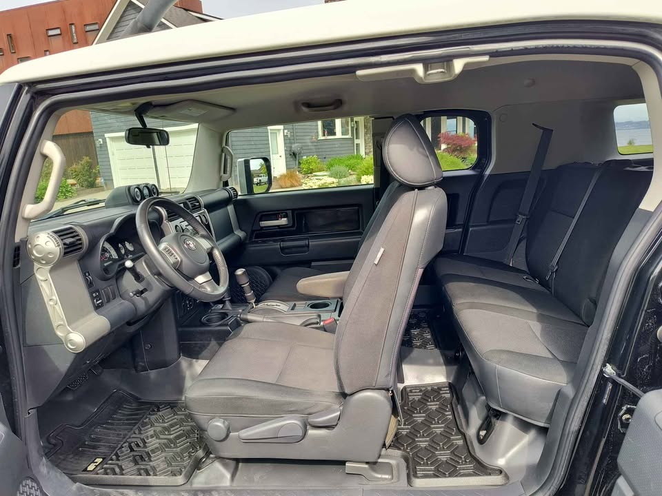 2007 Toyota FJ Cruiser in Clinton, WA (photo 11) — photo 11