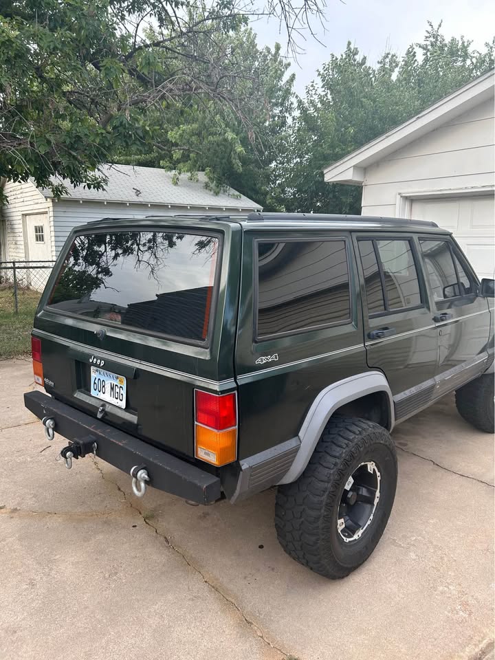 1996 Jeep Cherokee · Country Sport Utility 4D in Wichita, KS (photo 7) — photo 7