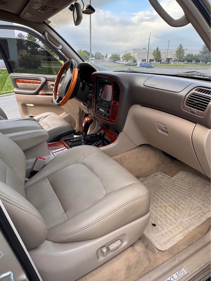 2002 Lexus LX · LX 470 Sport Utility 4D in West Jordan, UT (photo 7) — photo 7