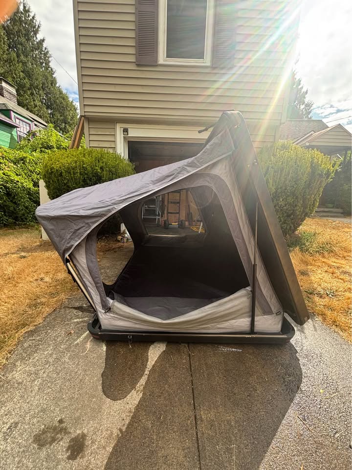 FreeSpirit Recreation Odyssey 55” Hard Shell Rooftop Tent + Rack in St Helens, OR (photo 2) — photo 2