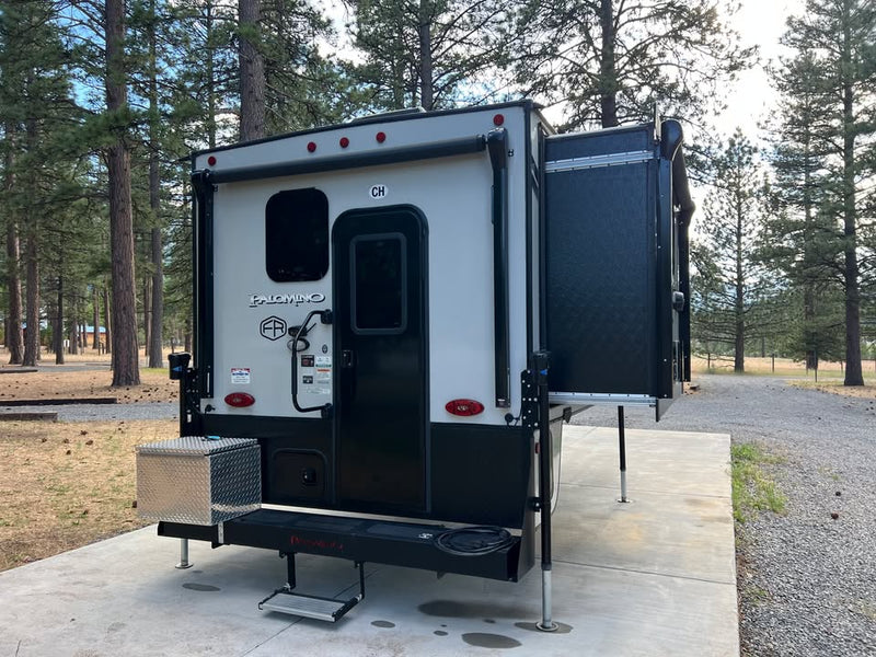 2025 Palomino BackPack HS 3210 With Slide Out and Generator + More in Janesville, CA (photo 5) — photo 5