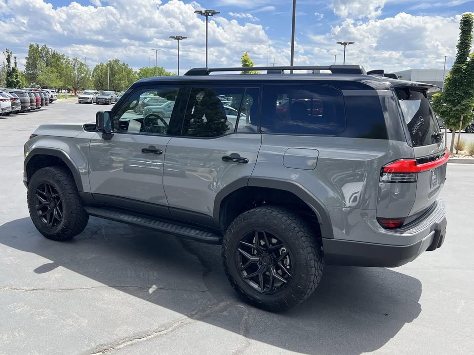 2024 Lexus GX GX 550 Overtrail+ 11390 Miles in Saratoga Springs, UT (photo 11) — photo 11