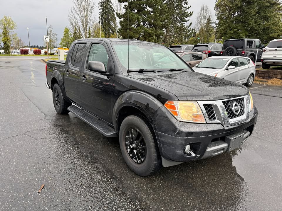 2015 Nissan FRONTIER SV in Federal Way, WA (photo 1)