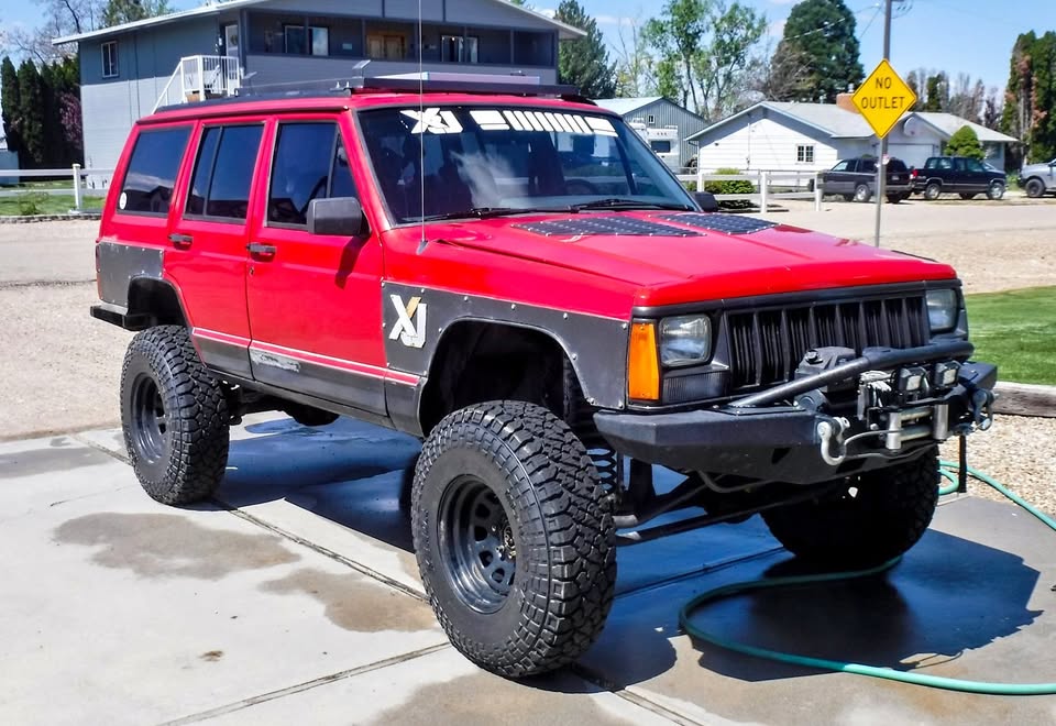 1994 Jeep xj in Nampa, ID (photo 1) — photo 1
