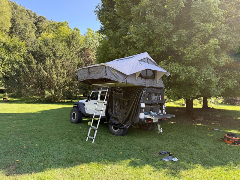 Smittybilt XL soft shell roof top tent in Newark, OH (photo 2) — photo 2