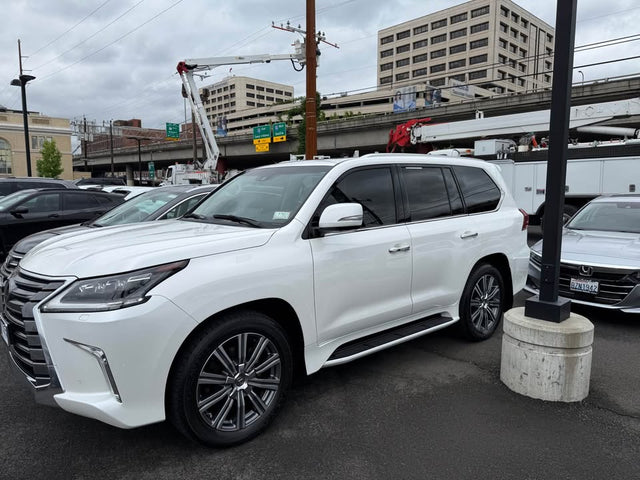2017 Lexus LX · LX 570 Sport Utility 4D — photo 2