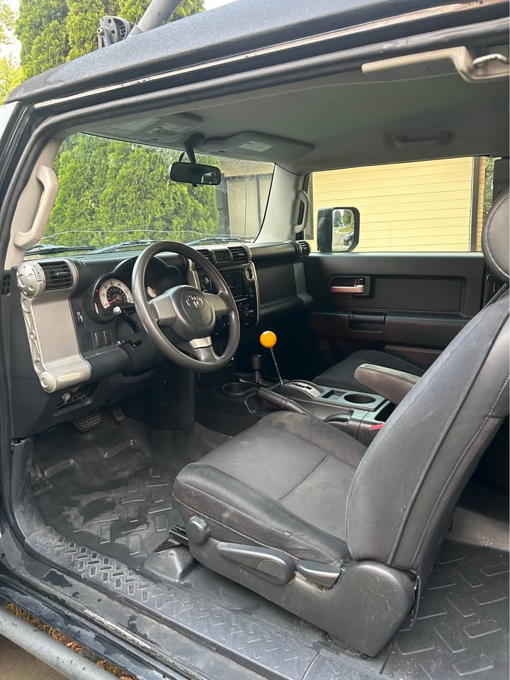 2007 Toyota FJ Cruiser in Meridian, ID (photo 5)