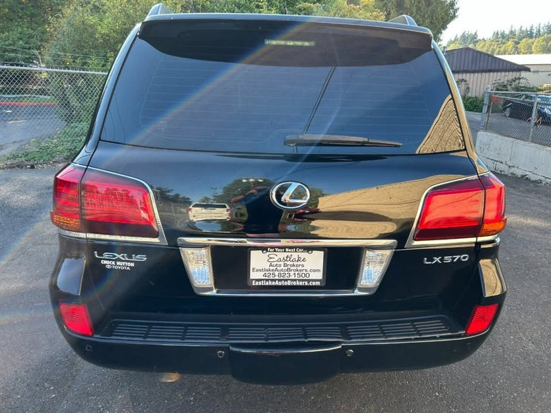 2009 Lexus LX 570 Sport Utility (photo 6) — photo 6