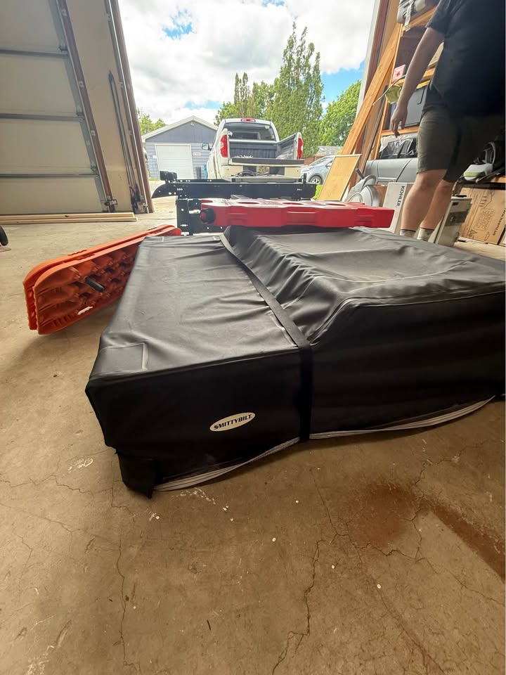 Smittybilt Rooftop Tent and Truck Bed Top Overland Set up in Missoula, MT (photo 6) — photo 6