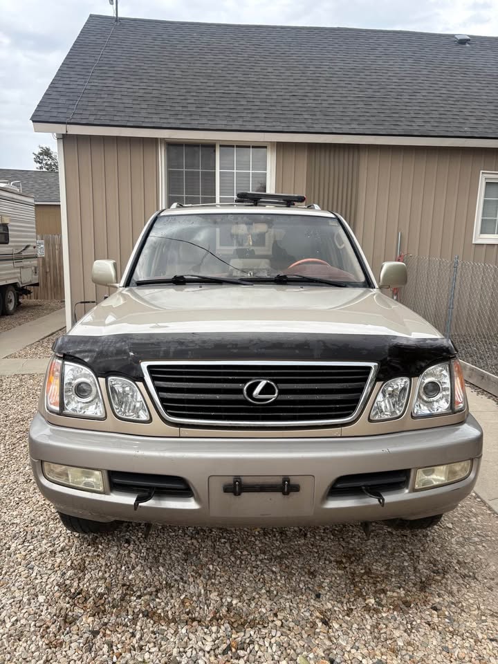 2000 Lexus LX · LX 470 Sport Utility 4D in Nampa, ID (photo 2) — photo 2