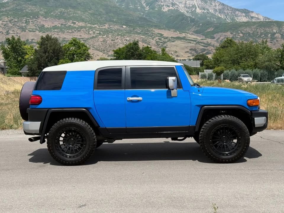 2008 Toyota FJ Cruiser in Orem, UT (photo 4) — photo 4