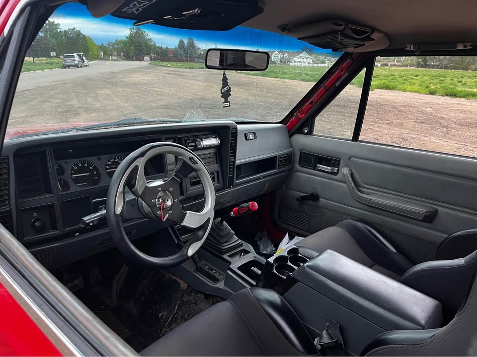 1993 Jeep Cherokee · Country Sport Utility 2D in Arvada, CO (photo 8)