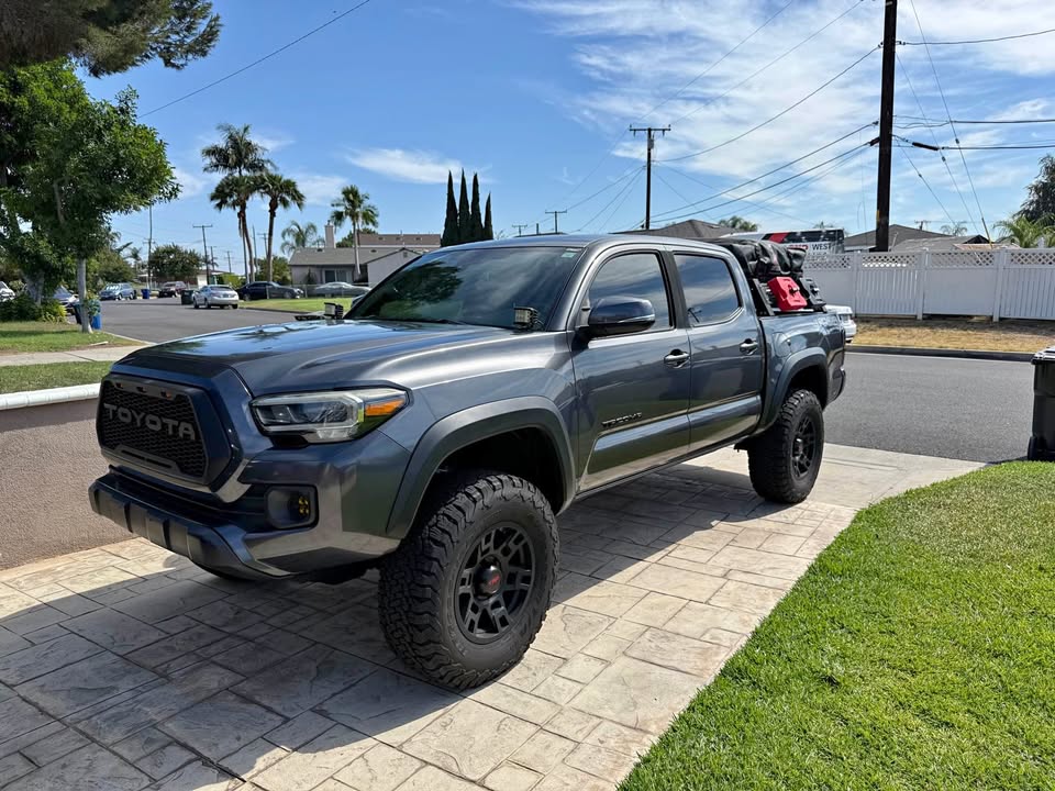2020 Toyota Tacoma Double Cab · TRD Off-Road Pickup 4D 5 ft in Whittier, CA (photo 1)