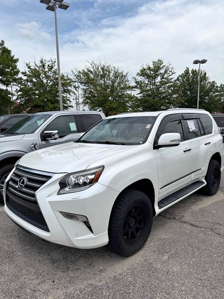 2017 Lexus GX · GX 460 Sport Utility 4D in Wendell, NC (photo 1) — photo 1