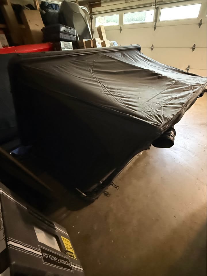Free Spirit Recreation Odyssey V2 Standard 1-2 person Rooftop Tent in Burbank, CA (photo 4)