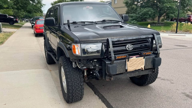1999 Toyota 4Runner SR5 Sport Utility 4D — photo 2