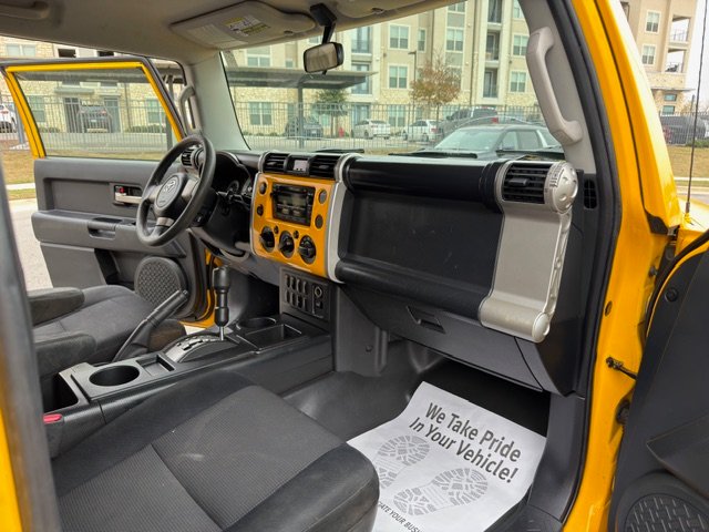 2007 Toyota FJ Cruiser in Austin, TX (photo 10) — photo 10