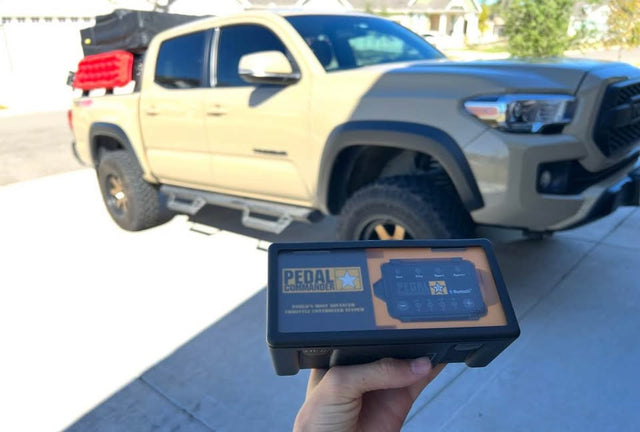 2017 Toyota Tacoma Double Cab · TRD Off-Road Pickup 4D 5 ft — photo 3