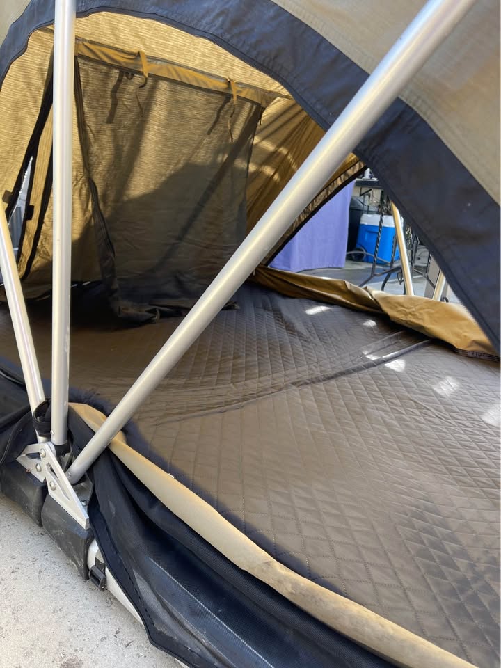 Free Spirit Recreation Roof Top Tent in Irvine, CA (photo 5) — photo 5