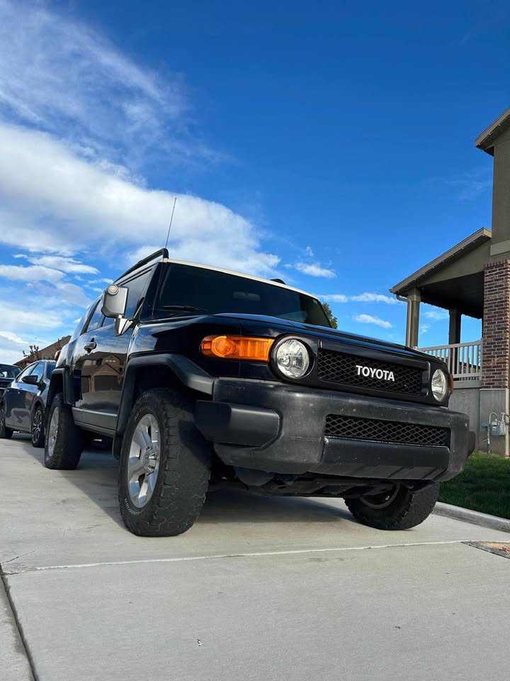 2008 Toyota FJ Cruiser in Herriman, UT (photo 2) — photo 2