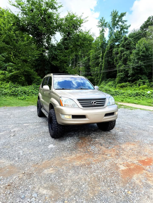 2005 Lexus GX · GX 470 Sport Utility 4D — photo 2
