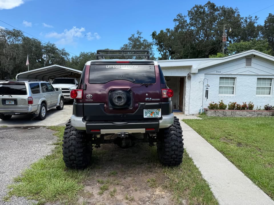 2007 Toyota FJ Cruiser · Sport Utility 2D in Mims, FL (photo 5) — photo 5