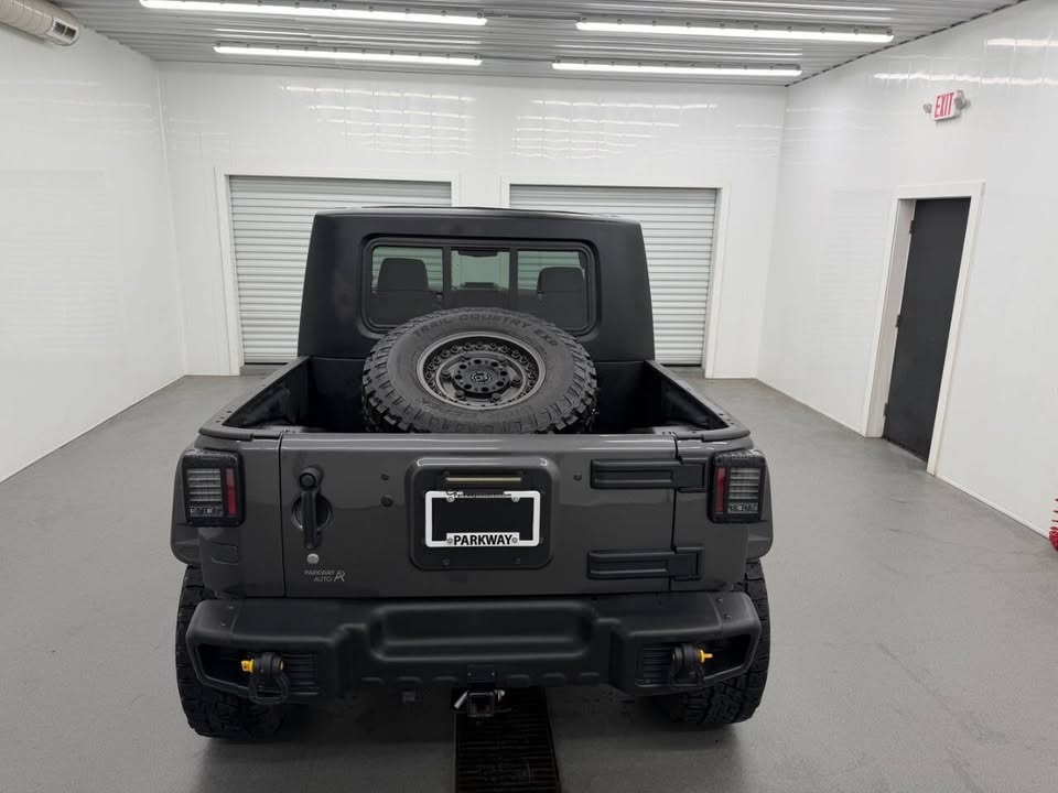 2016 Jeep Wrangler Unlimited Sahara 4x4 4dr SUV in Hudsonville, MI (photo 10) — photo 10