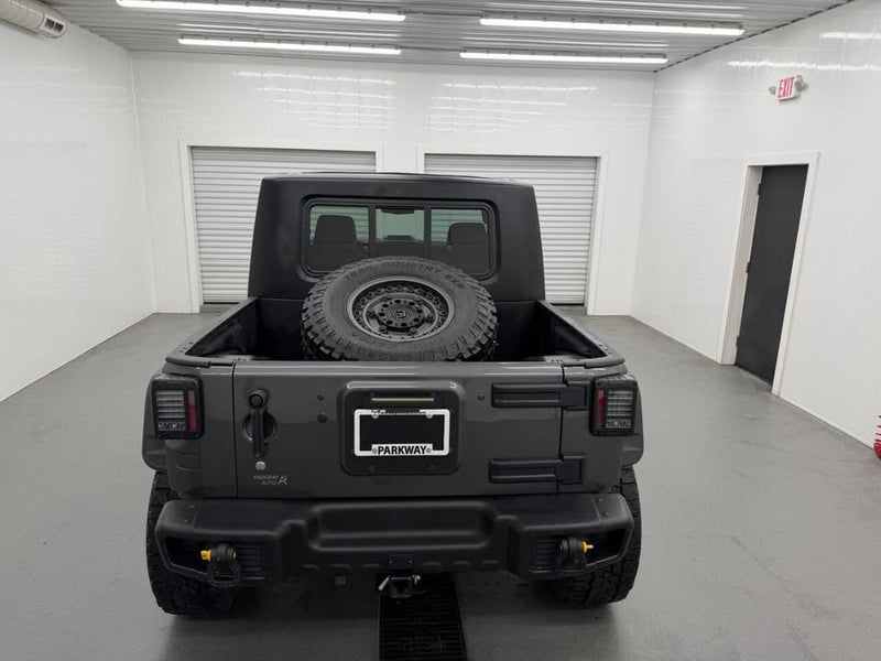 2016 Jeep Wrangler Unlimited Sahara 4x4 4dr SUV in Hudsonville, MI (photo 10) — photo 10