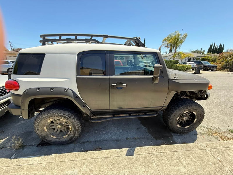 2010 Toyota FJ Cruiser (photo 4) — photo 4