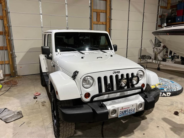 2011 jeep wrangler Sahara — photo 3