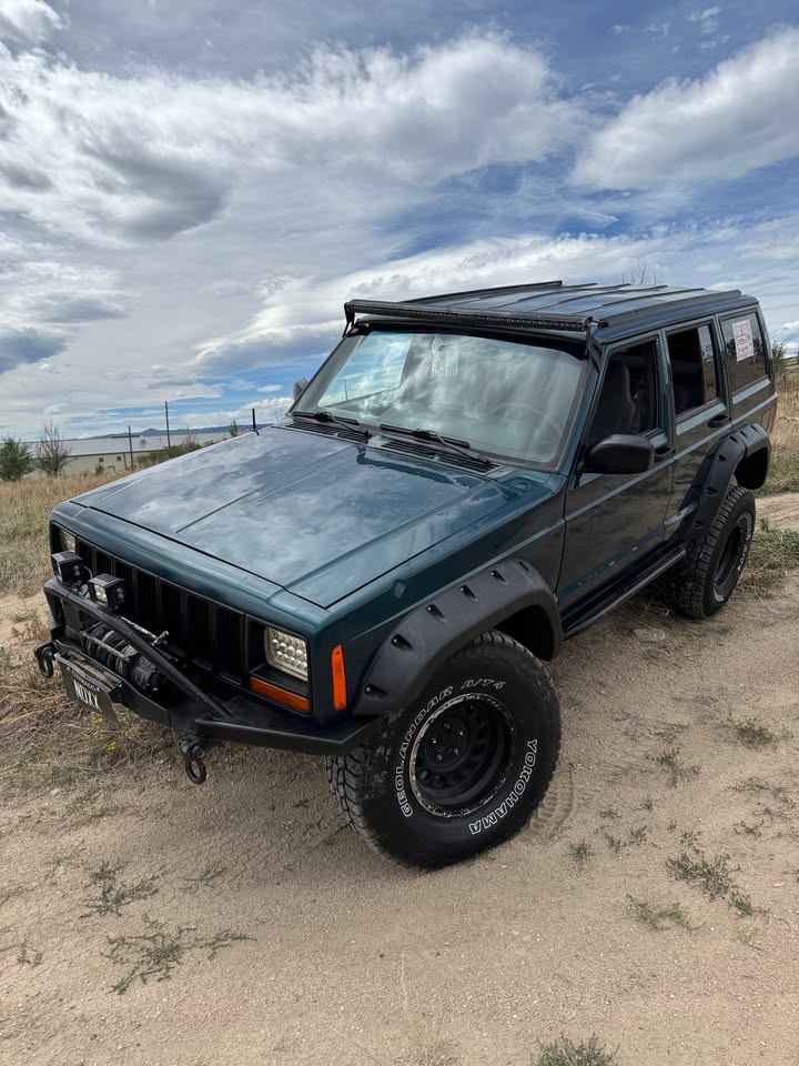 1998 Jeep Cherokee · Country Sport Utility 4D in Castle Rock, CO (photo 8) — photo 8