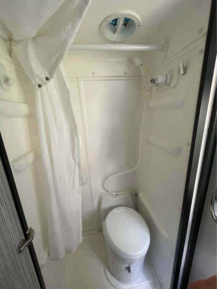 2021 Mercedes Revel Sprinter Van in Austin, TX (photo 10) — photo 10