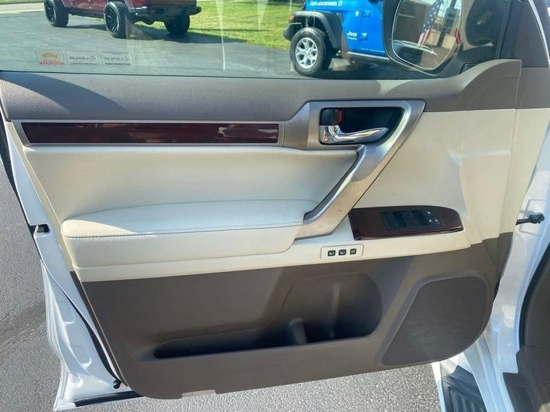 2011 Lexus GX 460 in Paris, KY (photo 8) — photo 8