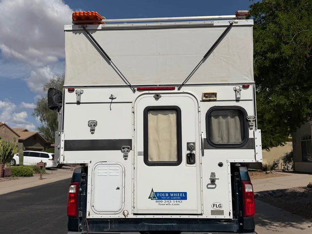 2013 Four Wheel Camper grandby — photo 2