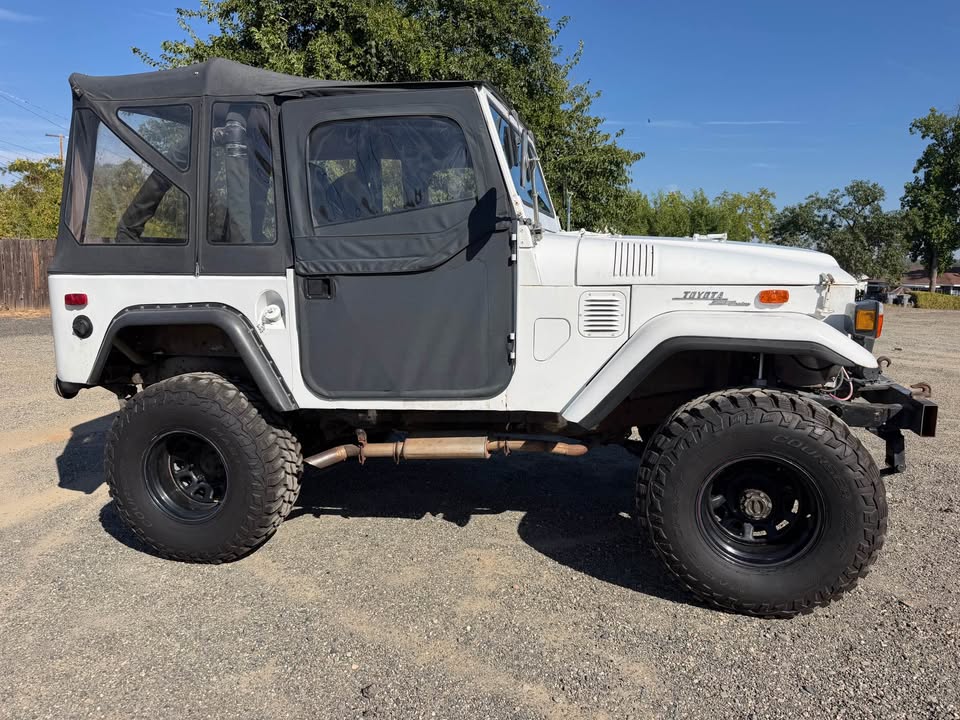 1970 Toyota Land Cruiser FJ 40 (photo 3) — photo 3