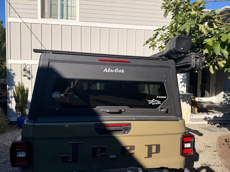 Alu-Cab Contour Cap for Jeep Gladiator in Bainbridge Island, WA (photo 2) — photo 2