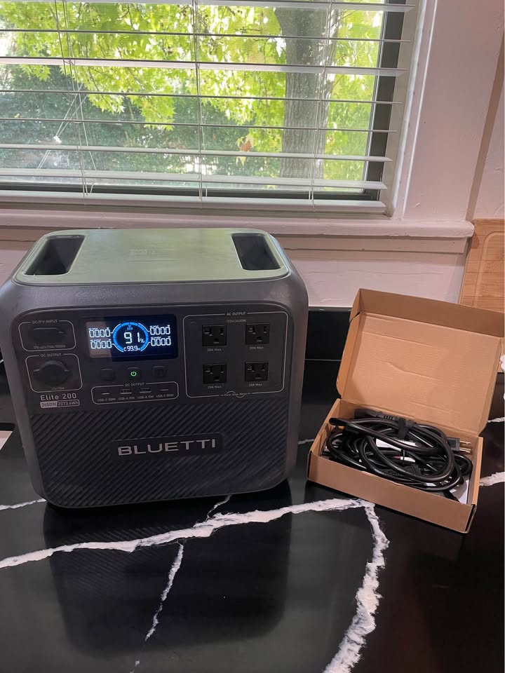 Bluetti Elite 200 V2 in Loomis, CA (photo 1) — photo 1