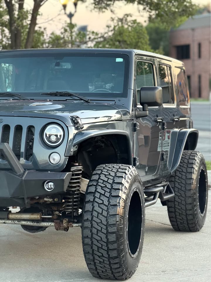 2017 Jeep Wrangler · Unlimited Black Bear Sport Utility 4D in South Salt Lake, UT (photo 5) — photo 5