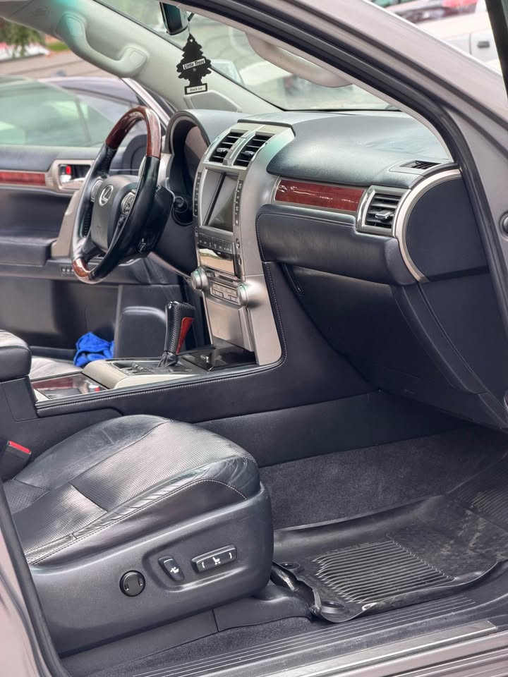 2010 Lexus GX · GX 460 Luxury Sport Utility 4D in Denver, CO (photo 9) — photo 9