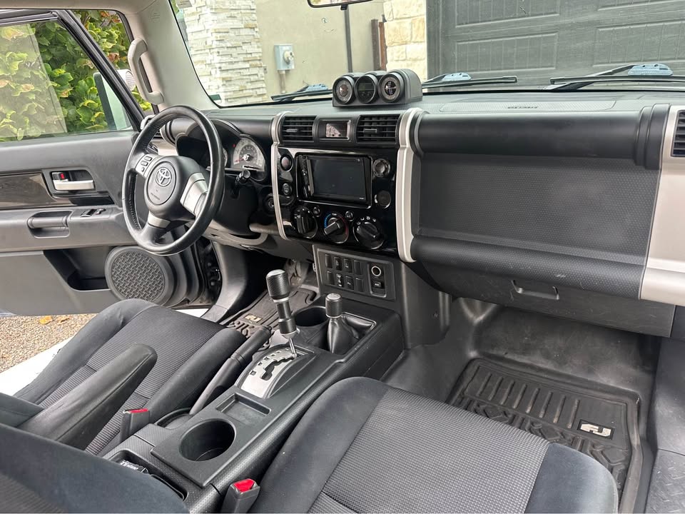 2008 Toyota FJ Cruiser in Star, ID (photo 9) — photo 9